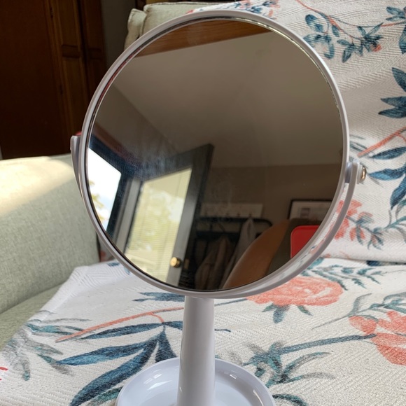 Small Standing Mirror - Picture 2 of 6